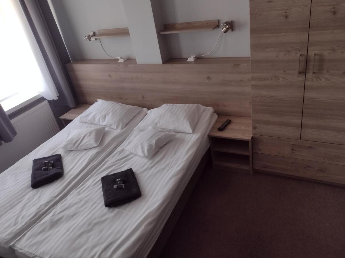 Hostel Helios Września 외부 사진